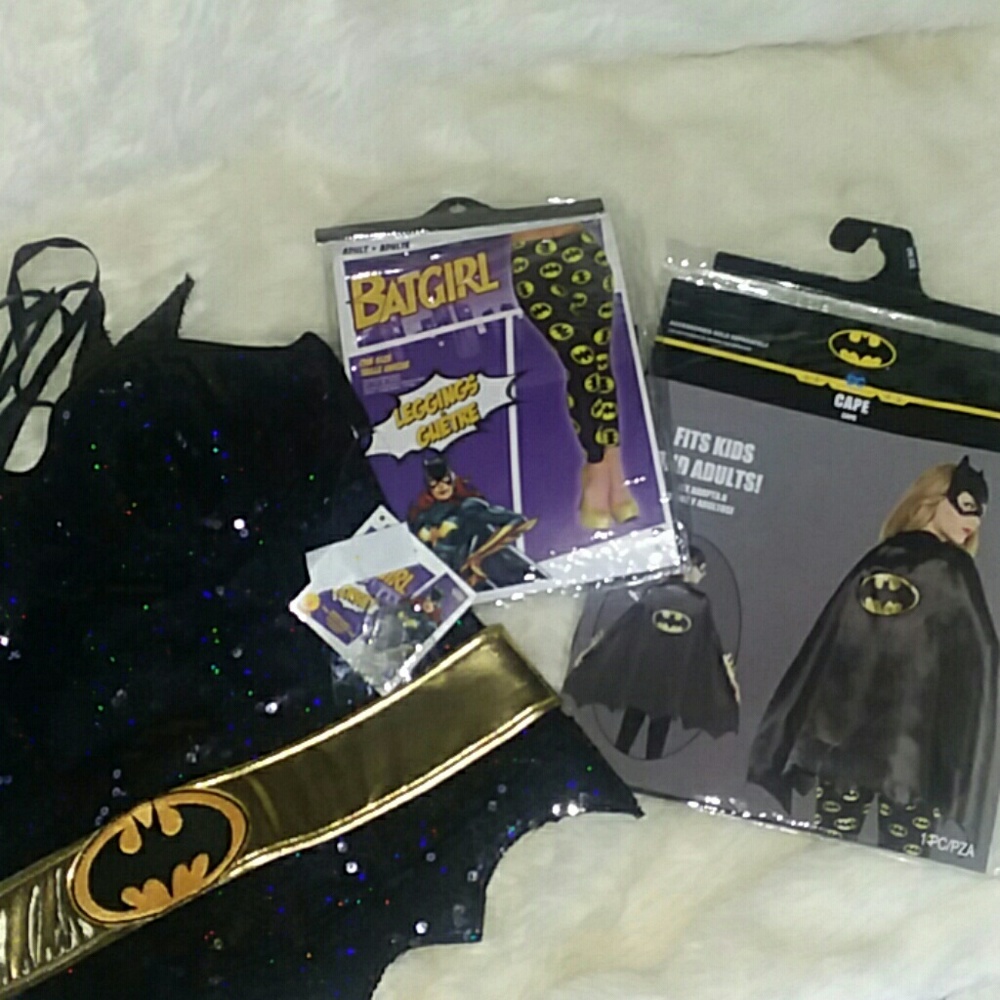NWT Women's DC COMICS Batgirl Costume Med/L (6-14)